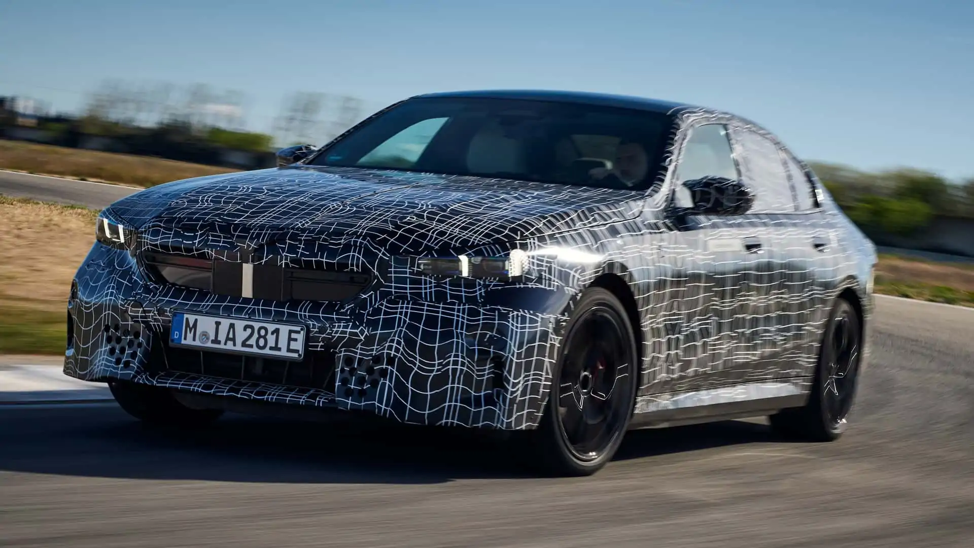 Next-Gen BMW 5 Series Already Renewed Based on Spy Shots