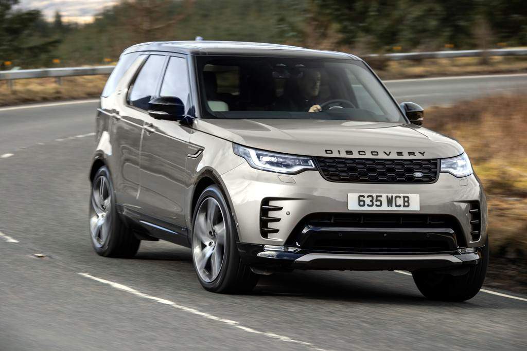 Land Rover Discovery Facelift: First Time