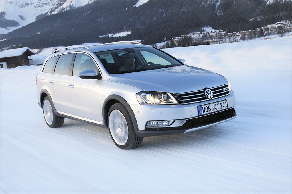 Volkswagen Passat Alltrack unveiled (Europe)