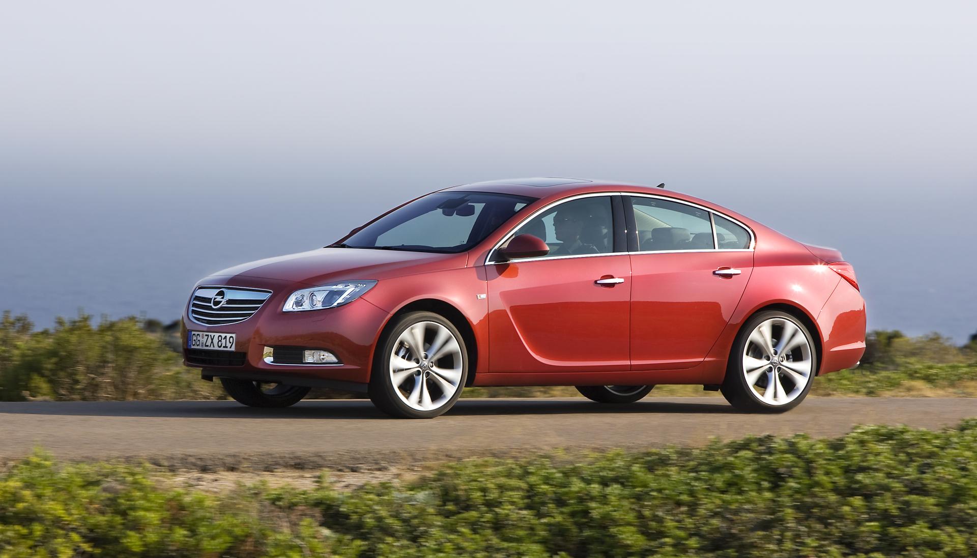 2012 Opel Insignia unveiled