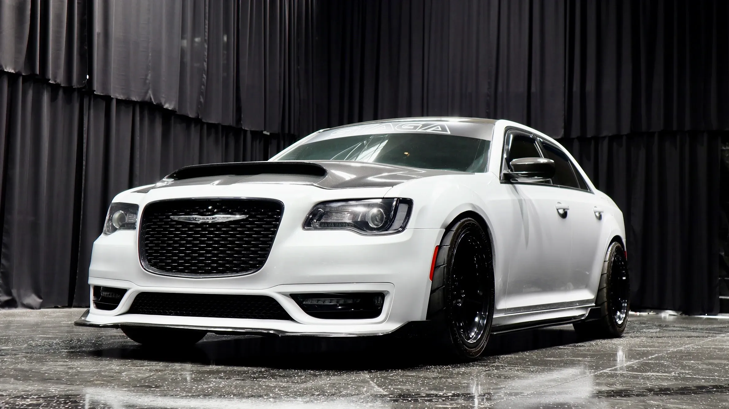 Chrysler 300 V8-Powered With SRT Parts