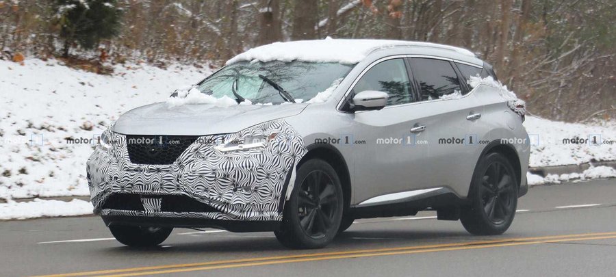 A Nissan Murano Refreshed Shows Off Its New Face