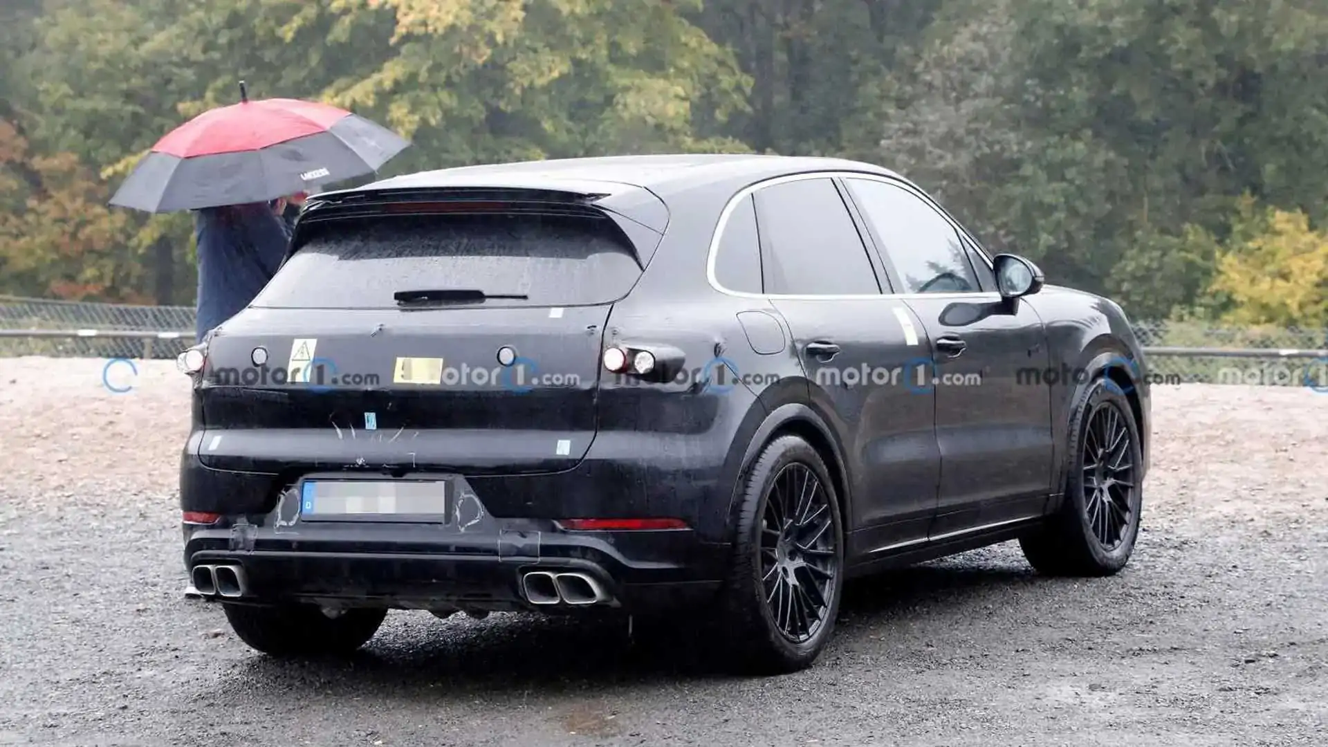 Porsche Cayenne Facelift - Weird Taillights