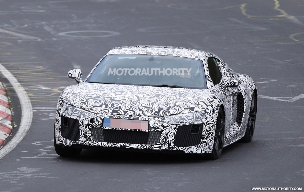 2015 Audi R8 spying with the door open