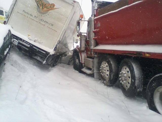 Chicago's Mid-April Snowstorm Causes 60-Car Pileup