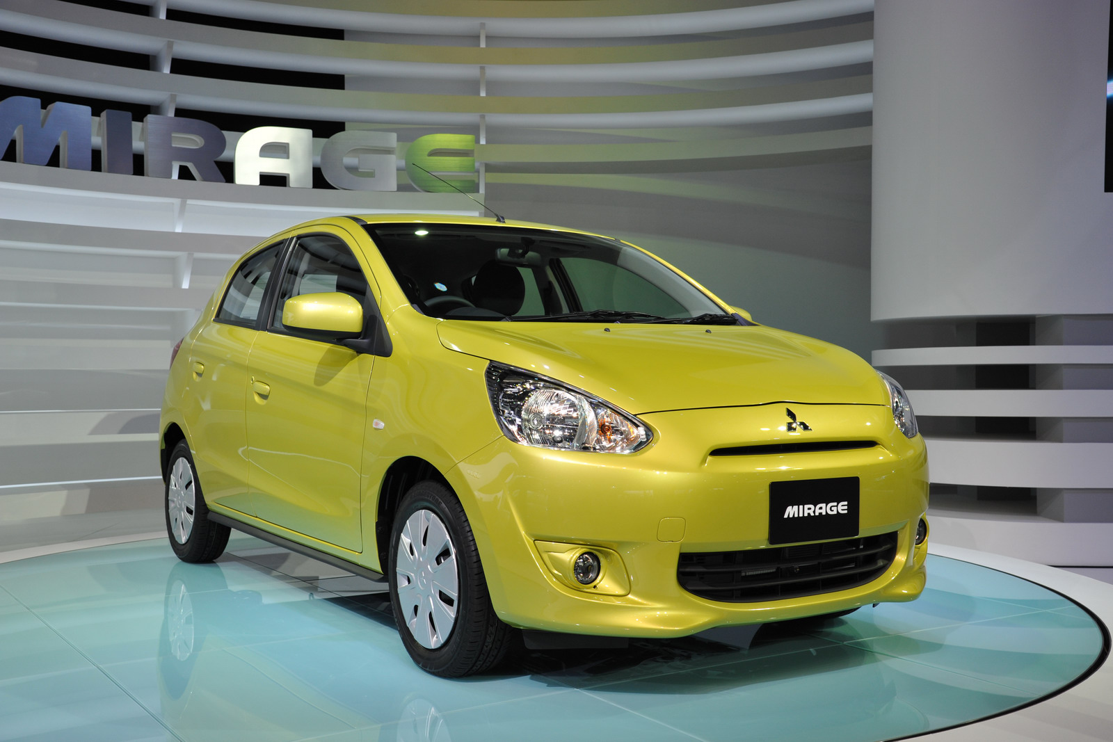 2012 Mitsubishi Mirage debuts in Japan