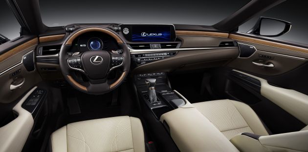 2019 Lexus ES debuts n Beijing with a larger size but sleeker look