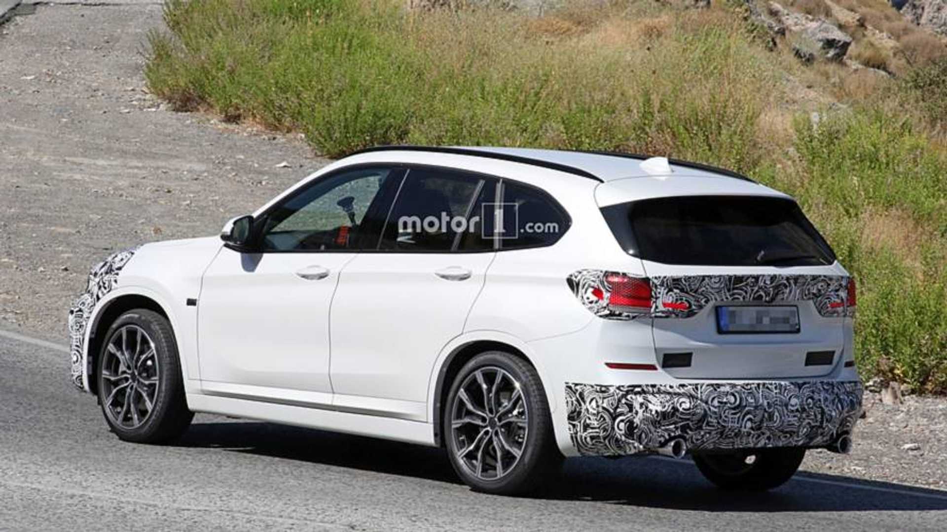 Take a look inside the 2020 BMW X1 Facelift