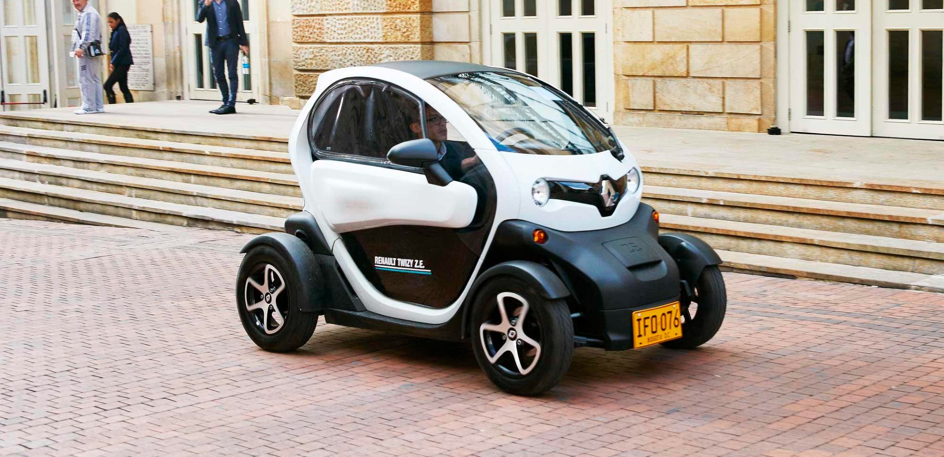 pricing for renault twizy has been released