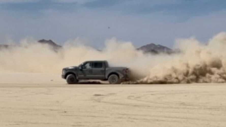 Ford F-150 Raptor Gets Dirty in The Desert