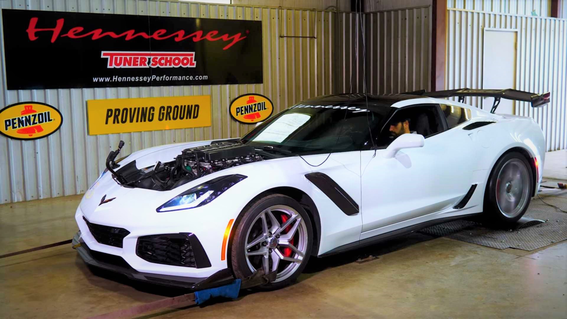 1,000-HP Hennessey Corvette ZR1 Does 1/4 Mile Below 10 Seconds