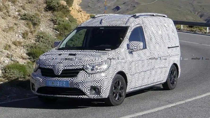 2020 Renault Kangoo makes a spy photo debut [UPDATE]