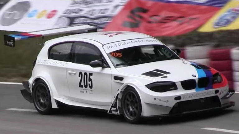 Watch Widebody BMW 1 Series with Massive Wing Conquer a Hill Climb