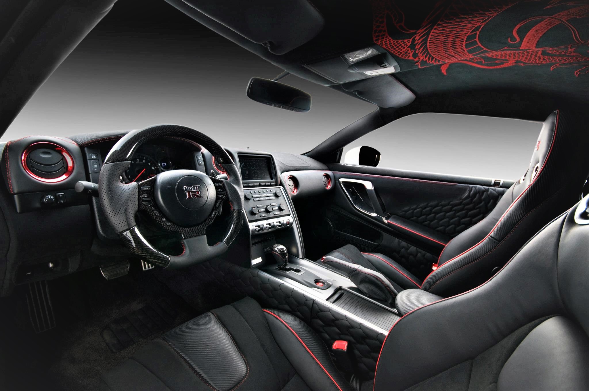 Vilner customizes 2012 Nissan GT-R interior