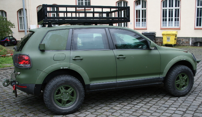 VW Touareg: Military Edition