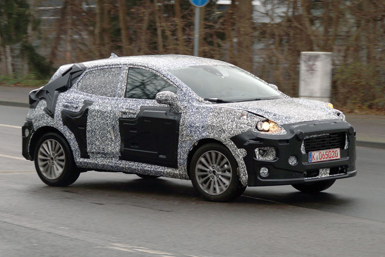 Ford Fiesta-based SUV prototype spyed