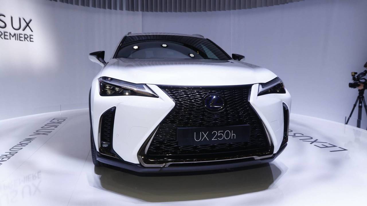 Lexus UX celebrates U.S. New York Auto Show: Lexus UX's Debut