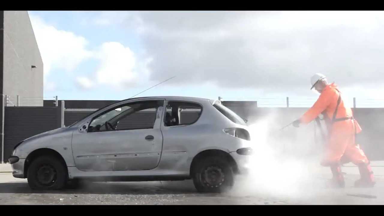 Watch this Peugeot get pummeled by a 43,000 PSI power washer