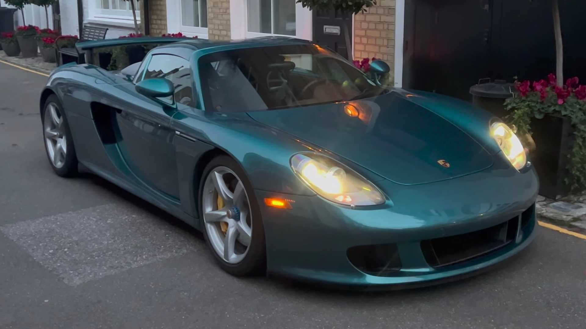 Enjoy This Porsche Carrera GT In Turquoise on The Road