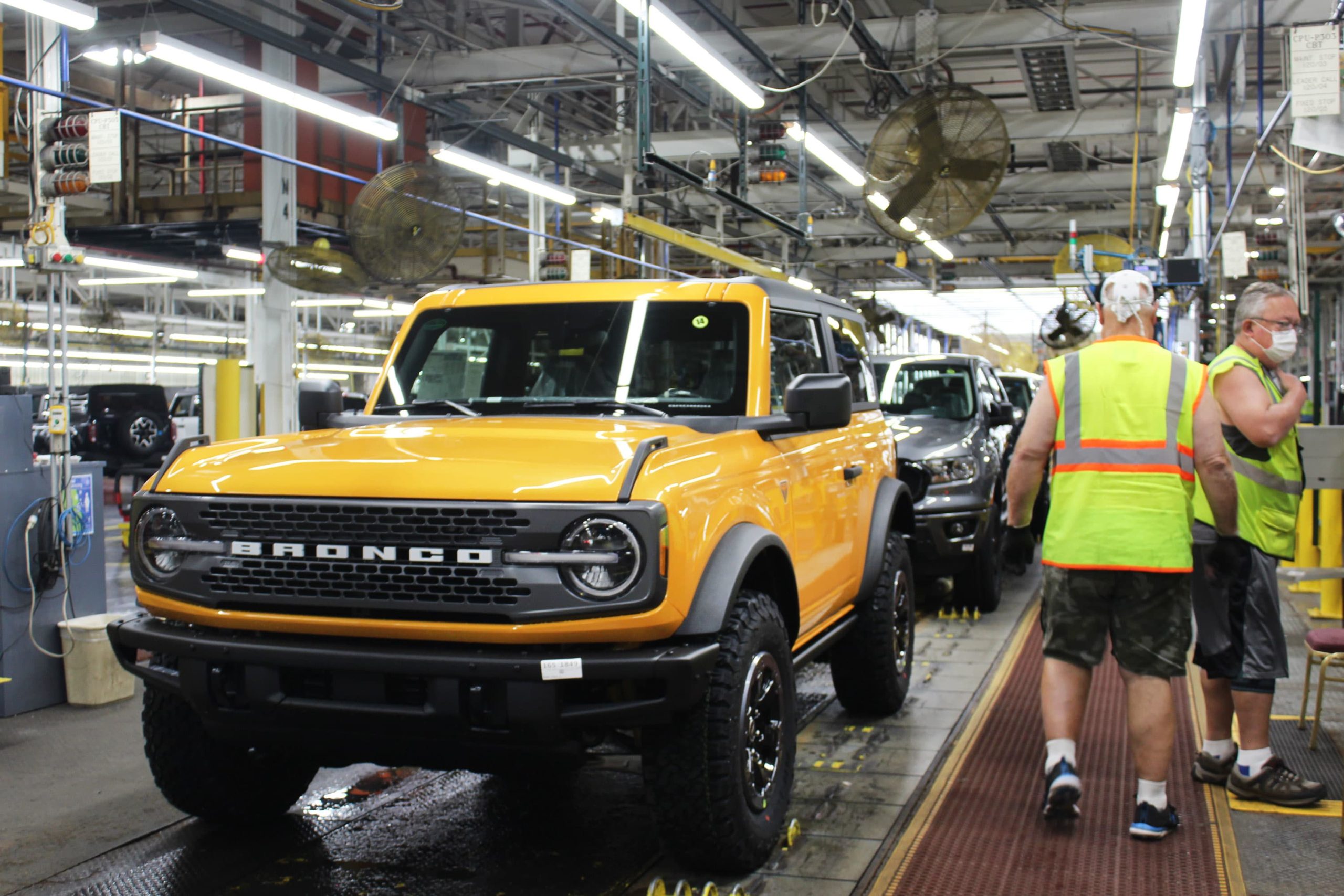 Coronavirus Shutdown Causes Production Delays in Ford Bronco and Mach-E Face