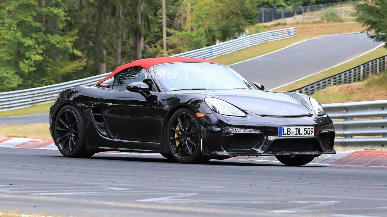 Porsche 718 Boxster Spyder - Red Hat on Unreported Porsche 718 Boxster Spyder