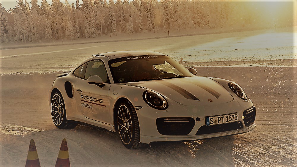 2020 Porsche 911 Turbo Turbo - Off Guard With Zero Camo