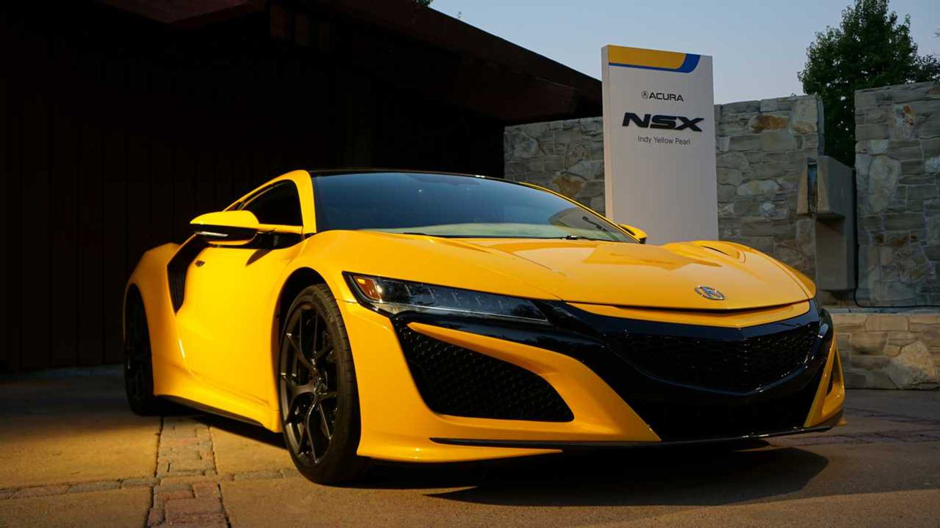 Acura Type S Concept, NSX Indy Yellow Pearl Dazzle at Pebble Beach