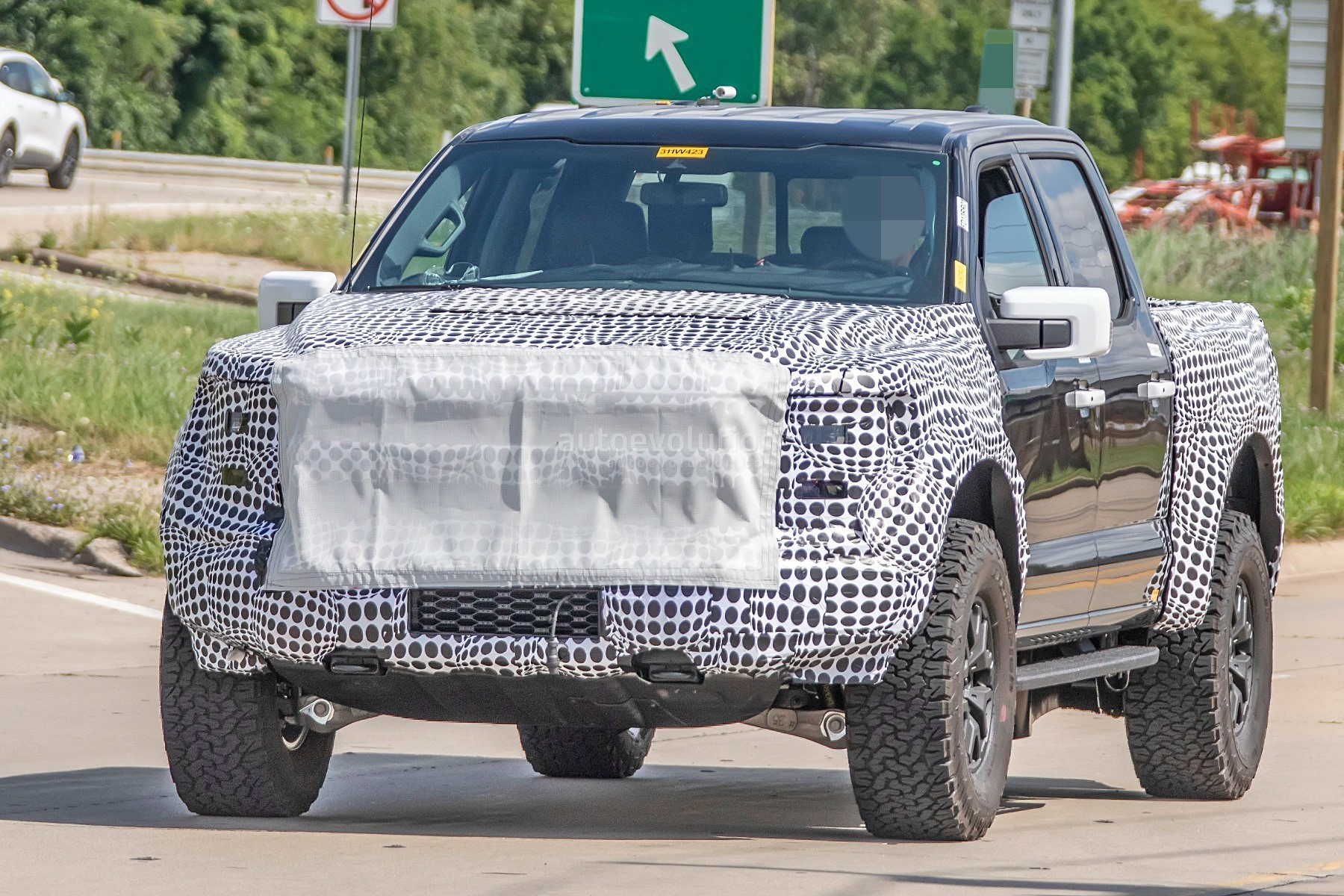 2021 Ford F-150 Raptor Teaser Reveals the Face of Muscle Truck, Debut Date