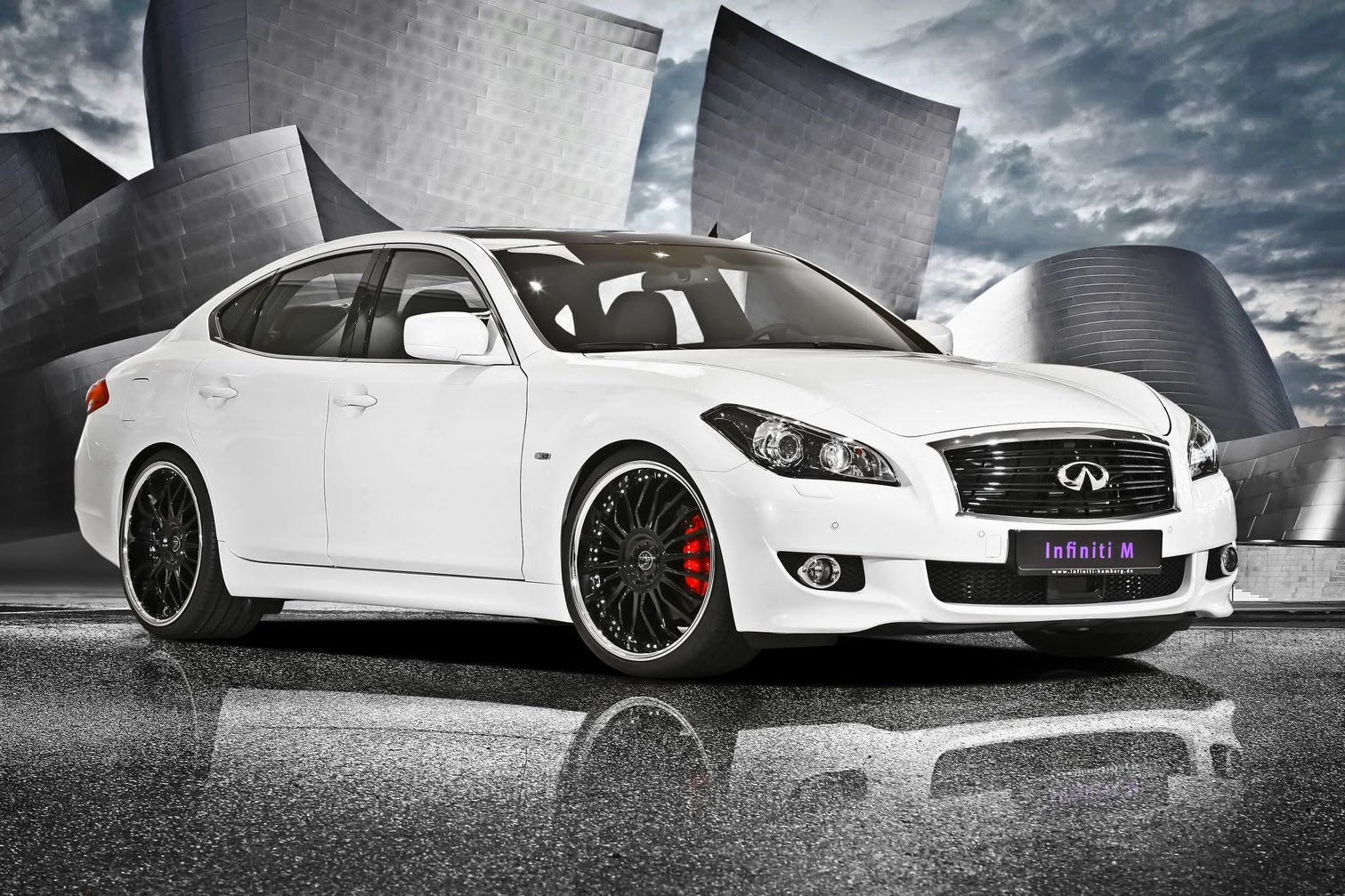 German dealer tunes Infiniti's M30d S