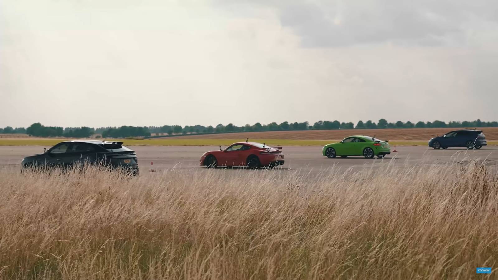 Drag Race: Lamborghini Urus Audi TT-RS, Porsche Cayman GT4, VW Golf R