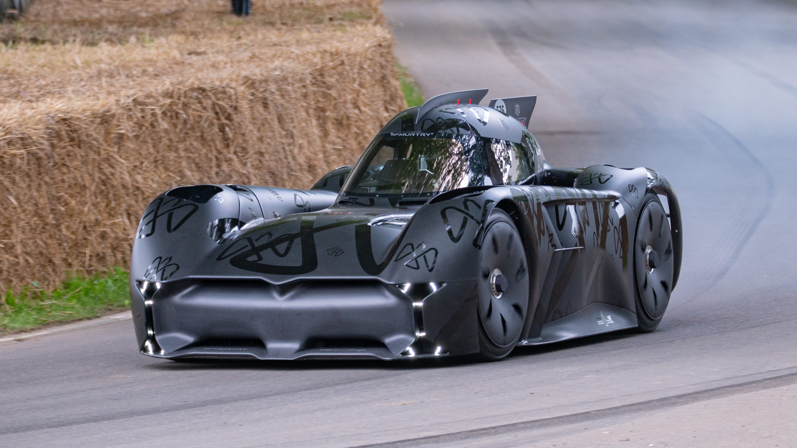 Goodwood Does Not Have Anything to Do With This Extremely Fast Bus Hill Climb