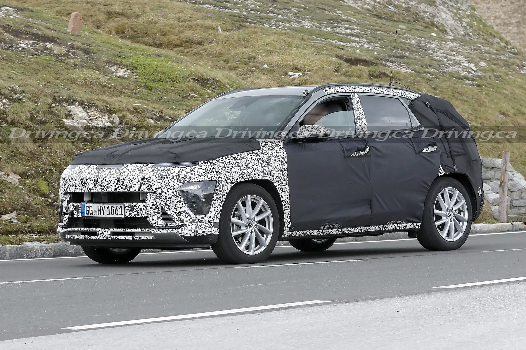 Next-Gen Hyundai Kona Spy photos Capture the SUV's Digital Interior