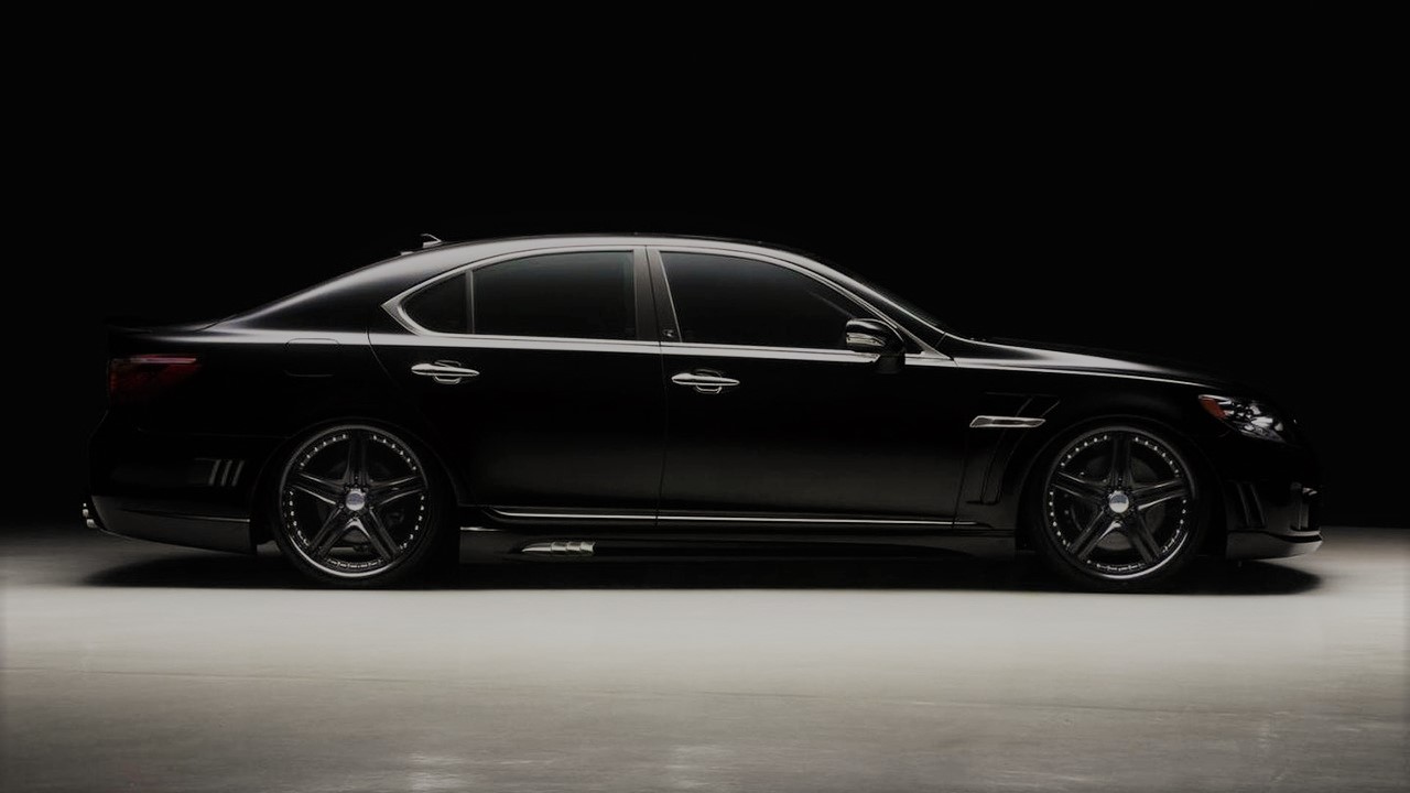 Lexus LS600h receives the Black Bison Edition by Wald International