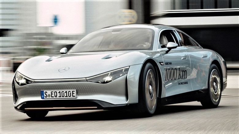 Mercedes Vision EQXXX Sets a Record: Covers 747 Miles on One Charge