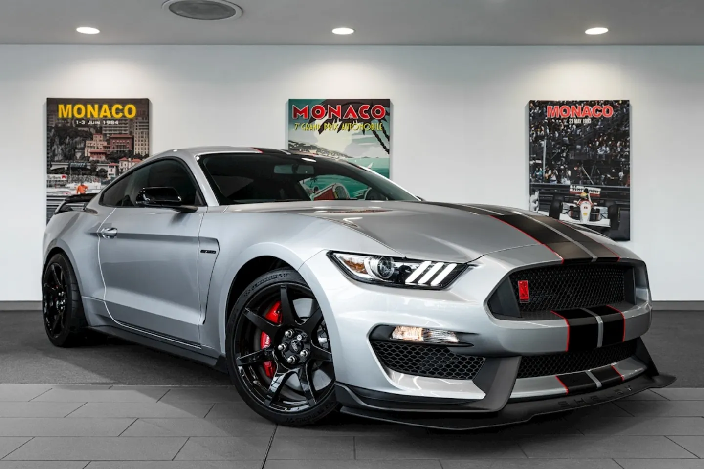 Shelby GT350R Mustang carbon fibre wheels cost about $30,000