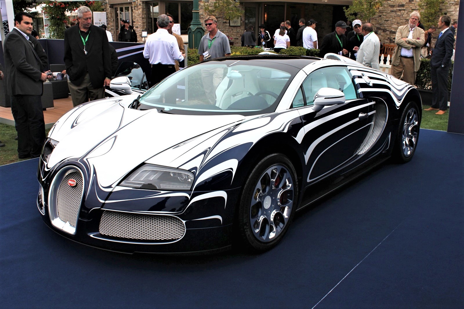 Unveiling the Bugatti Veyron Grande Sport L'Or blanc