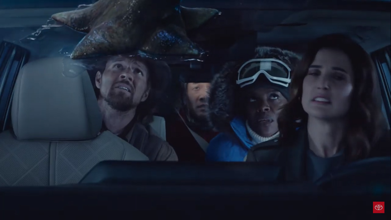 Toyota Highlander Super Bowl Commercial: Cobie Smulders to the Rescue