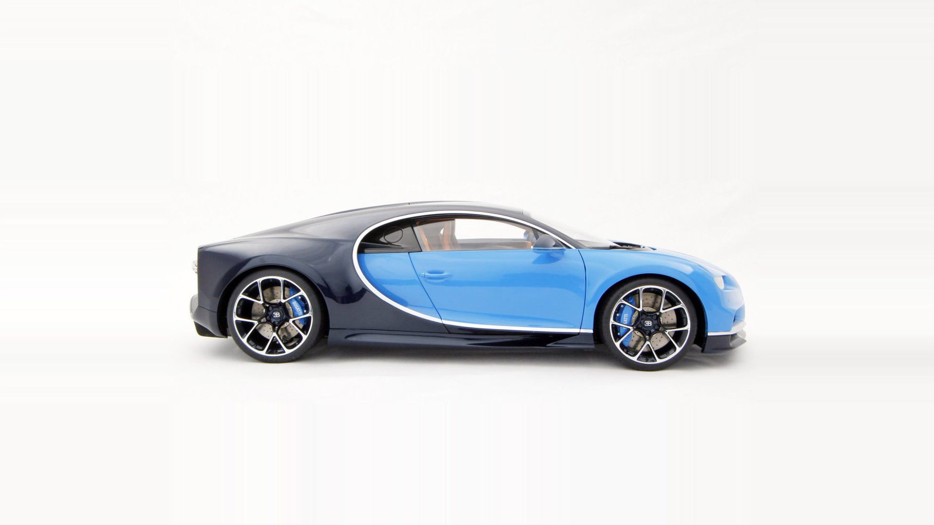 Bugatti Chiron 1/8 scale model, priced at over $10,000, is well worth the investment