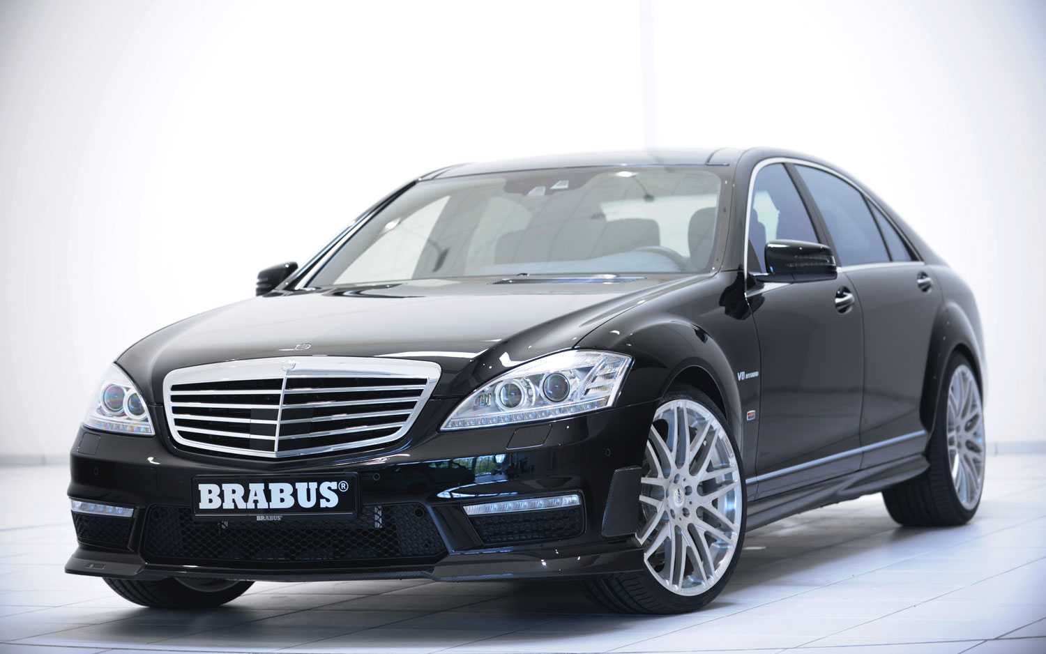 Brabus tunes new Mercedes twin-turbo V8s