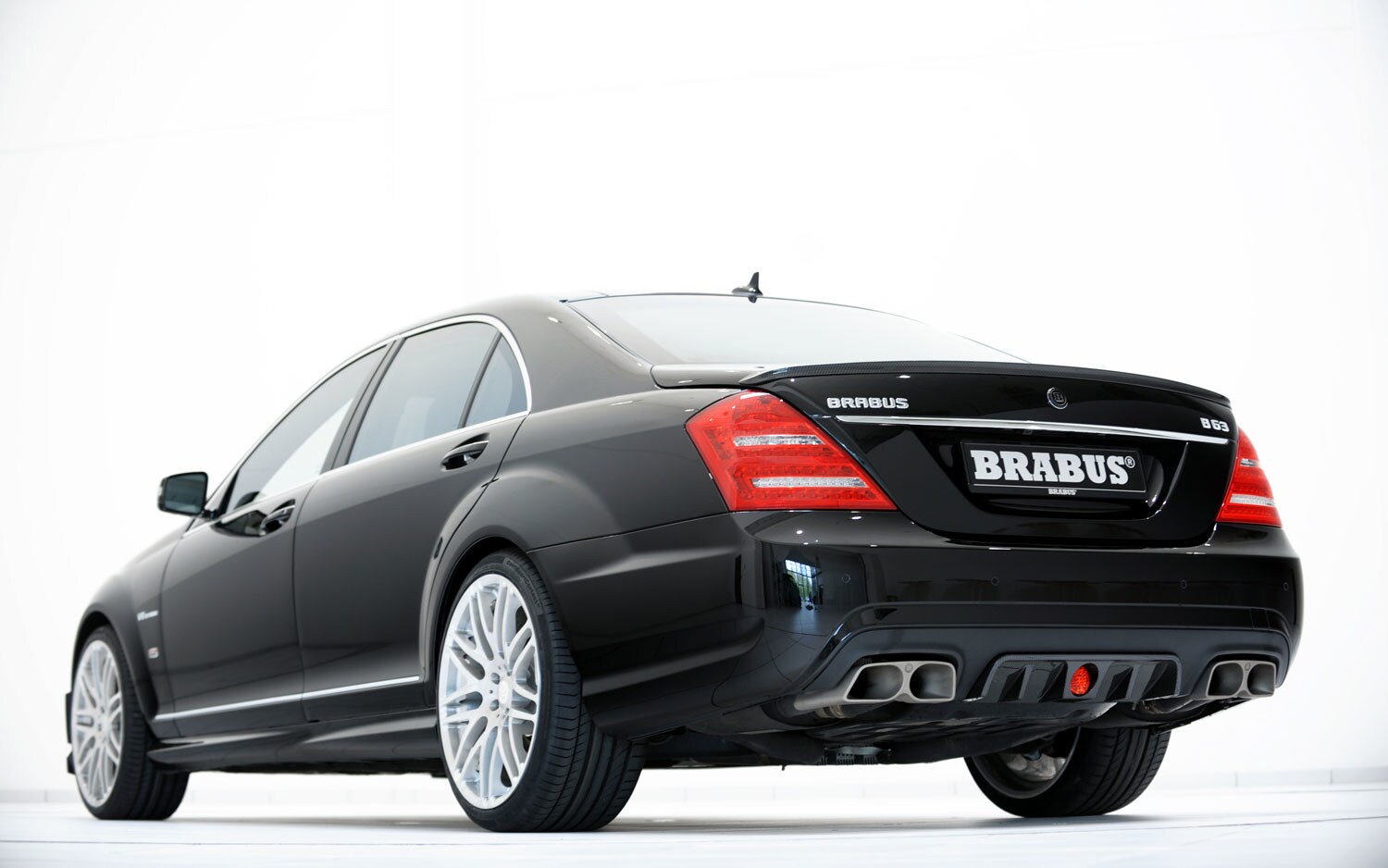 Brabus tunes new Mercedes twin-turbo V8s