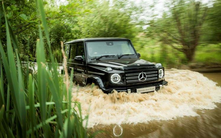 Mercedes Shows How to Take the G-Class through Water