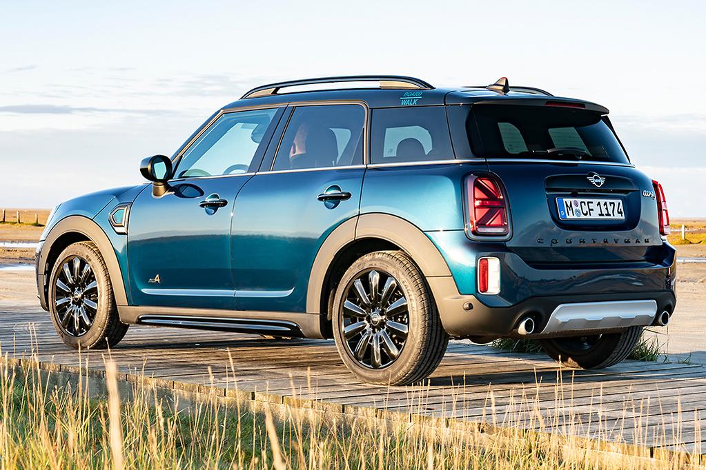 Mini Launches Limited-Run Countryman Boardwalk Edition