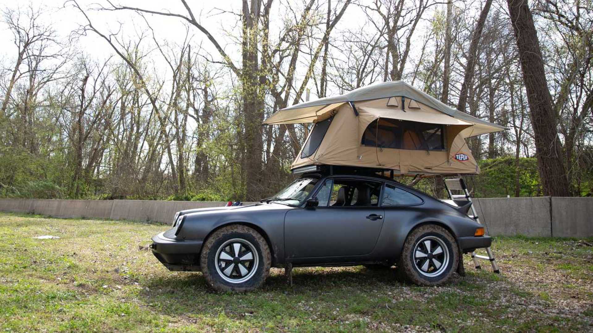 Epic Safari 911 Built Is Strong Enough to Carry Spare Porsches On Roof