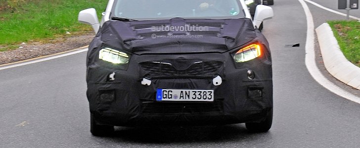 Opel Mokka facelift seen for the first time