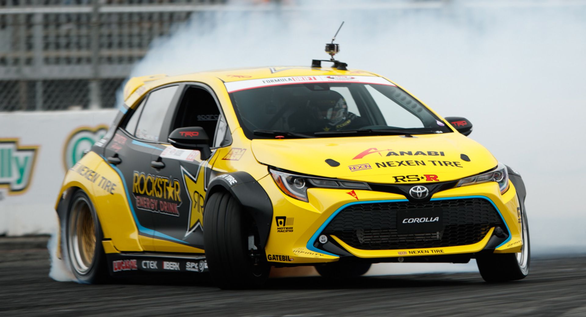 Drift Team Gets the Lid on a Toyota Corolla with 1,000 HP RWD