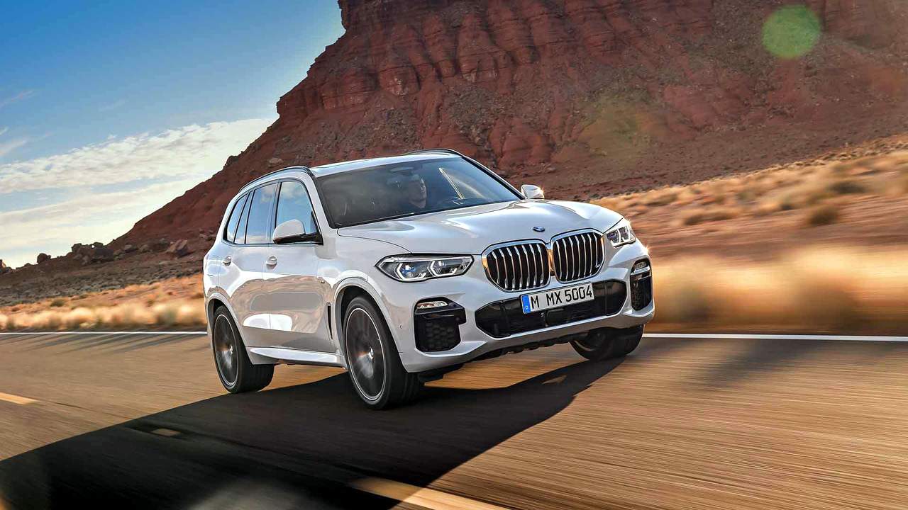 2019 BMW X5M50d Quad Turbos at Work in Acceleration Test