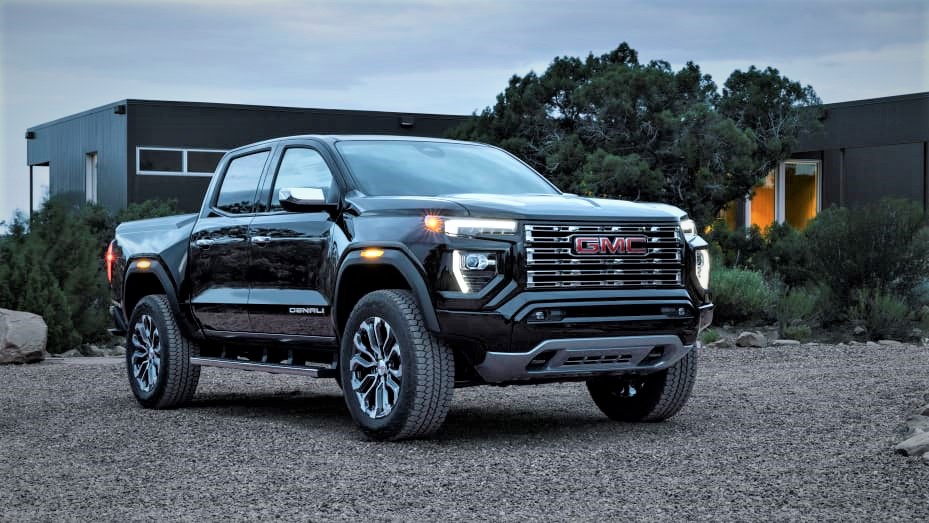 2023 GMC Canyon AT4 Spied Hiding In Parking Lot Under Heavy Camo