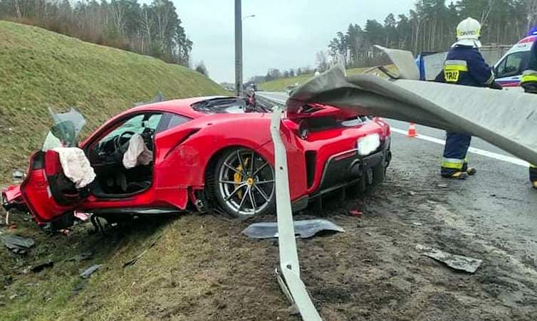 Ferrari 488 Pista looks total after it crashed under Highway Guardrail