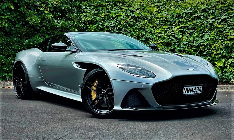 First Aston Martin DBS Le Mans Tribute Arrives