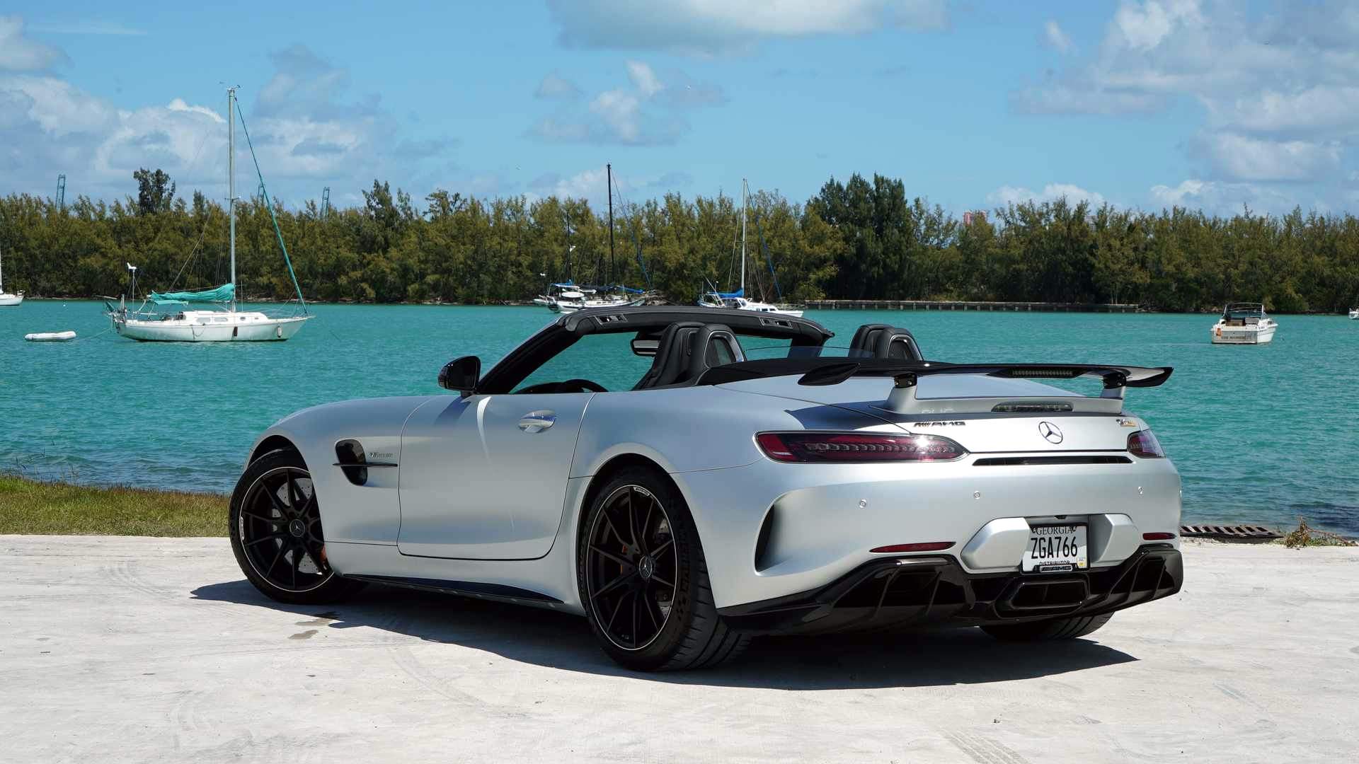 Mercedes-AMG GT Convertible is Quite Noisy at 188 MPH on Autobahn